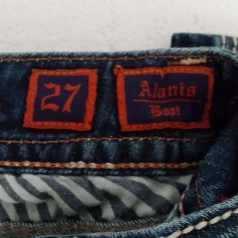Rock Revival Alanis Jeans - Picture 4 of 7